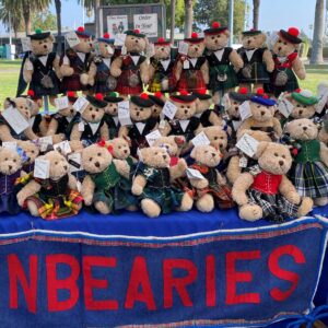 Loganbearies bears dressed in Clan tartans. Order a wee guy in his kilt or a wee gal in the Scottish National dress. Scottish Treasures
